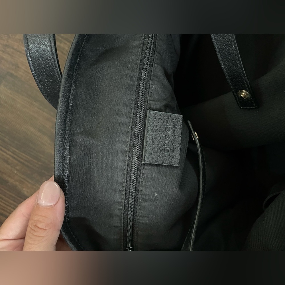 Gucci Abbey Tote - Picture 13 of 16